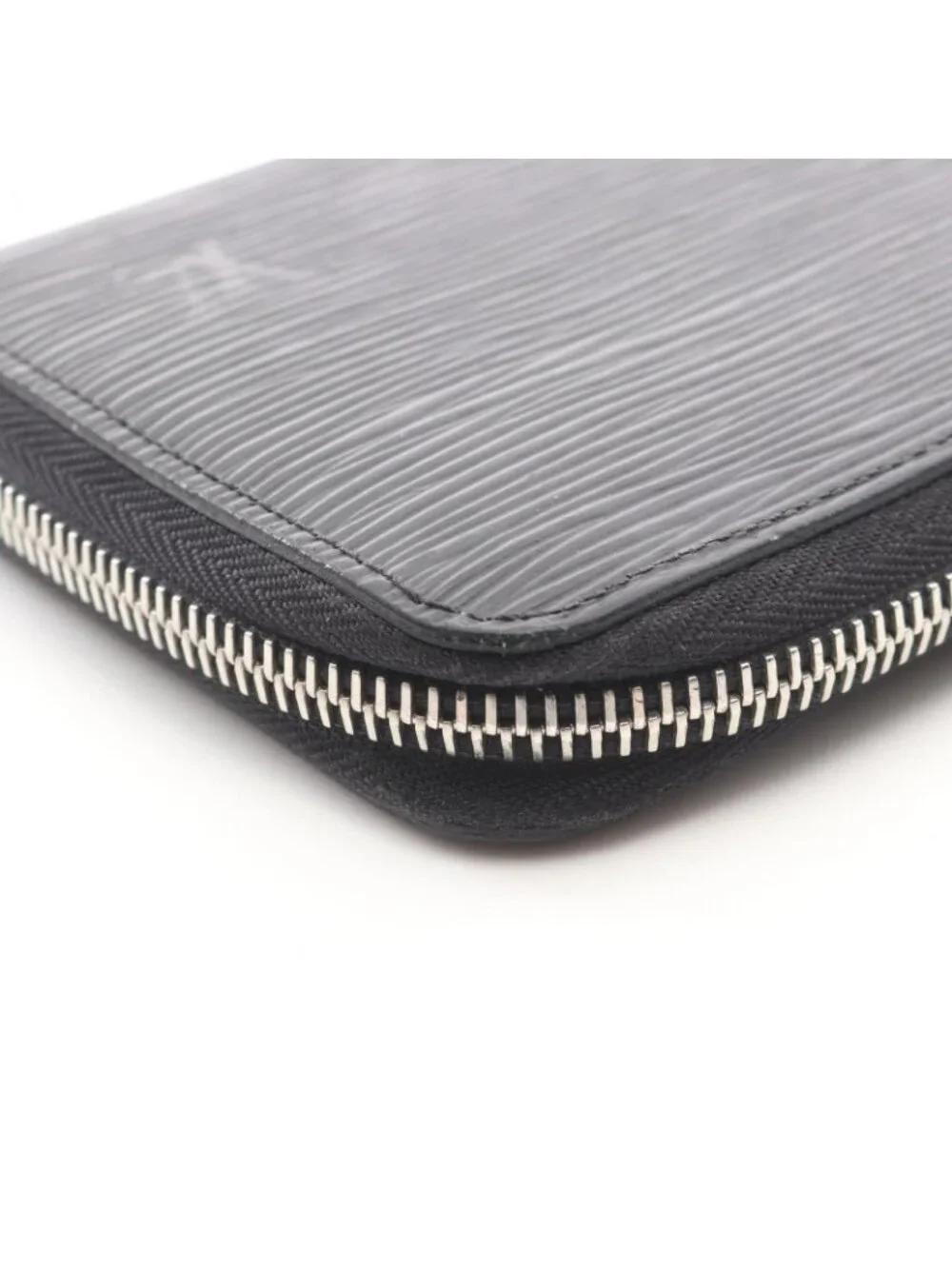 Louis Vuitton Round Wallet Zippy Epi Noir Leather